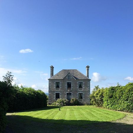 La Maison Ruth Montbray Luaran gambar