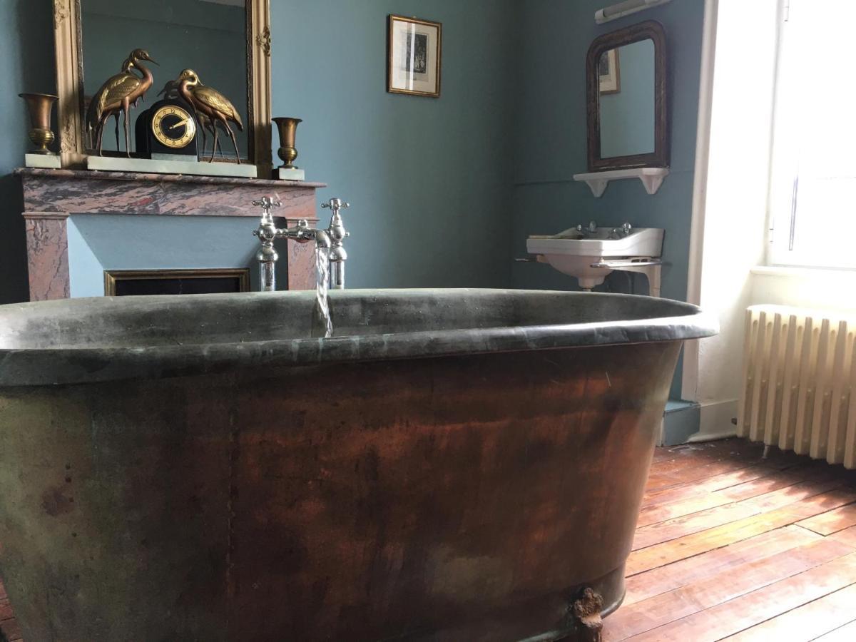 La Maison Ruth Montbray Luaran gambar