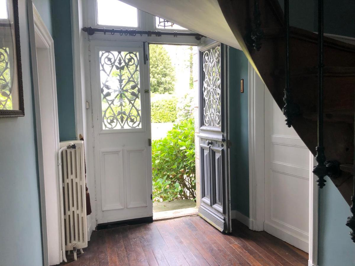 La Maison Ruth Montbray Luaran gambar
