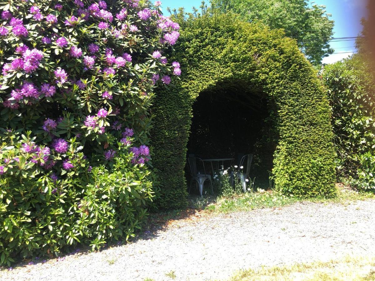 La Maison Ruth Montbray Luaran gambar